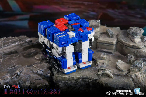 【Pre-Order】Dr.Wu & Mechanic Studio Extreme Warfare DWE54B DW-E54B Iron Fortress ( Metroplex, Decepticon Version ) Dr Wu Blue Version 10cm / 4"