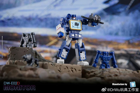 Dr.Wu & Mechanic Studio Extreme Warfare DW-E02D Monitor (Soundwave) / DW-E16D Sound Master (Blaster) Core Class Battle Damaged Version 2 in 1 set 6cm / 2.4"