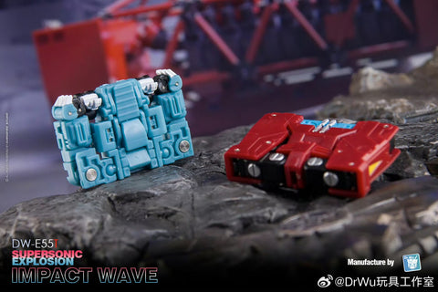 【Pre-Order】Dr.Wu DW-E55T Impact Wave / Supersonic and Explosion (Dairu and Zauru, 2 in 1 Mini-Cassette Warriors ) for WFC Siege Soundwave / Blaster Dr Wu Toy Color Version