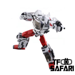 Generation Toy GT GT-08A GT08A Seageant ( Streetwise, Defensor, Guardian  Robot ) 17cm / 6.7